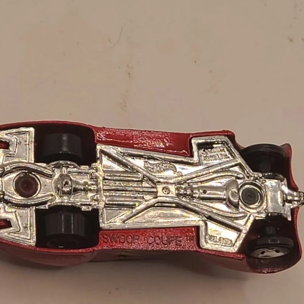 VINTAGE HOT WHEELS 2002 SWOOP COUPE RED NICCE